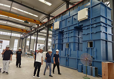 Shanghai Lihuang and customers communicate with each other and seek to share high-quality resources